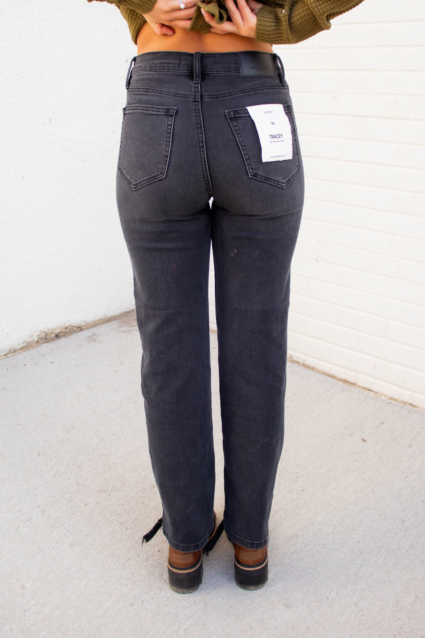 Larissa High Rise Relaxed Straight Jeans | Black