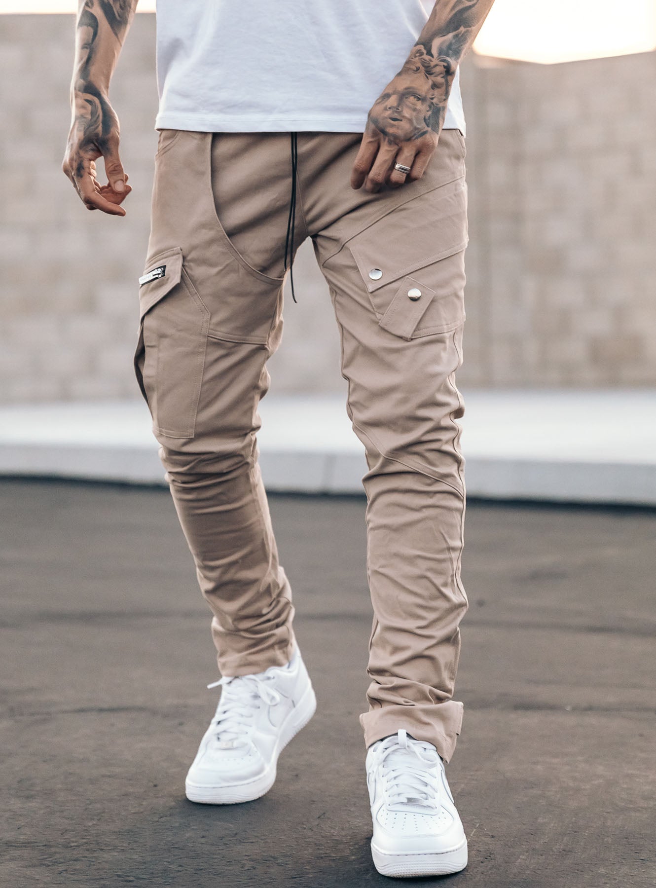 Utility Cargo Pants V11 in Beige