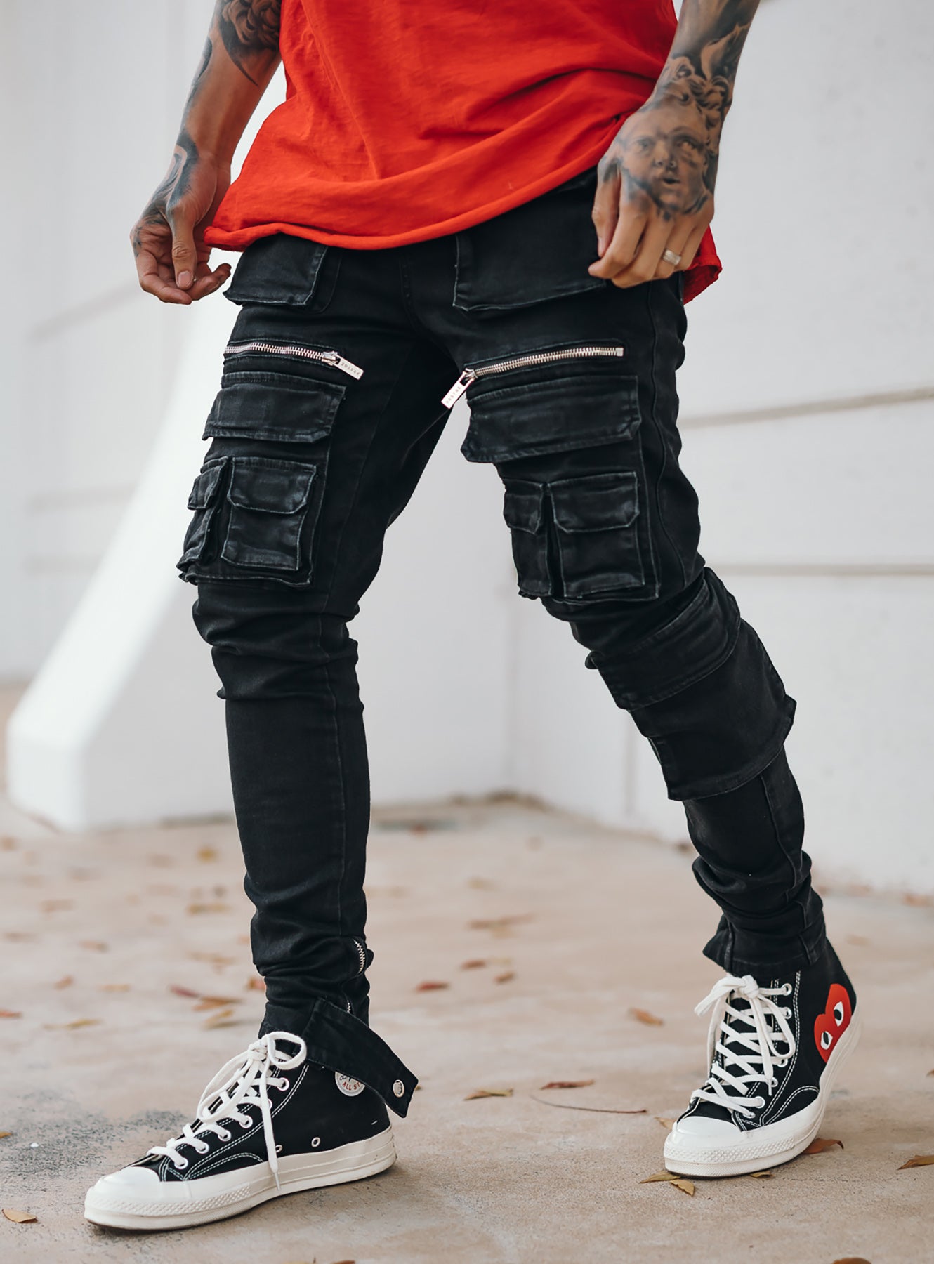 Cargo Jeans V5 in Washed Black