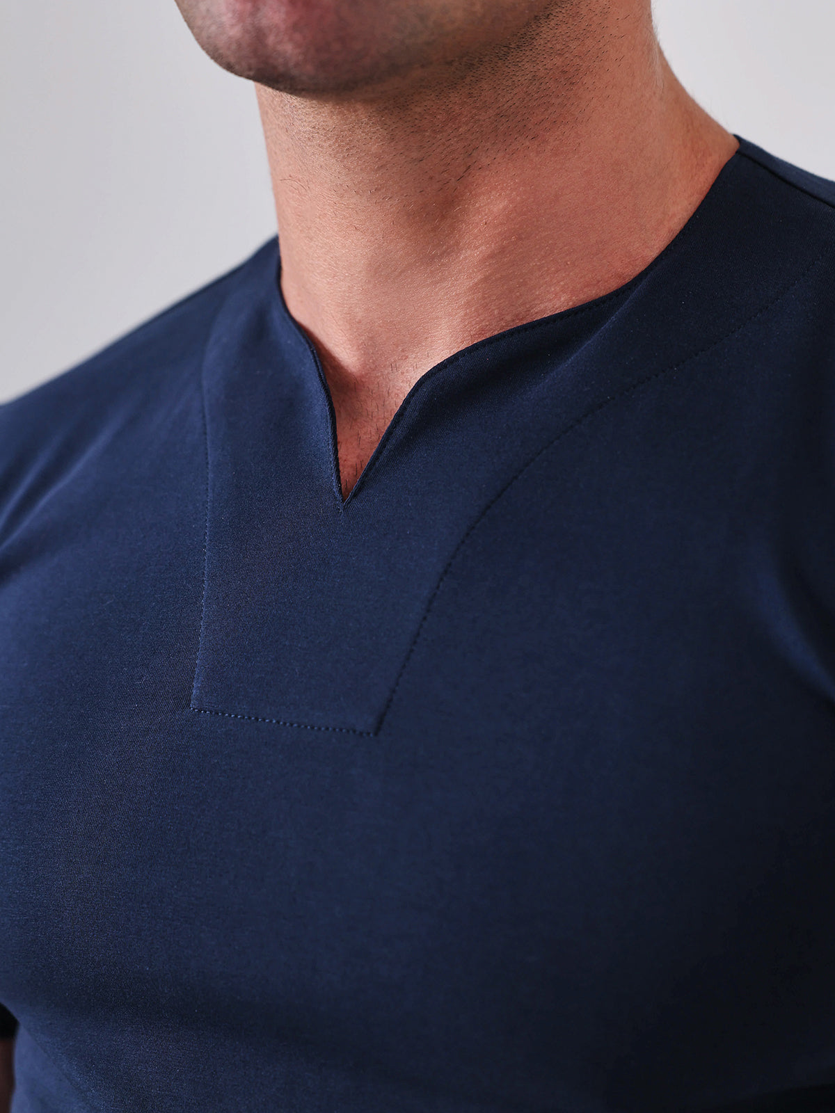 M's Society V-neck Short Sleeve T-shirt