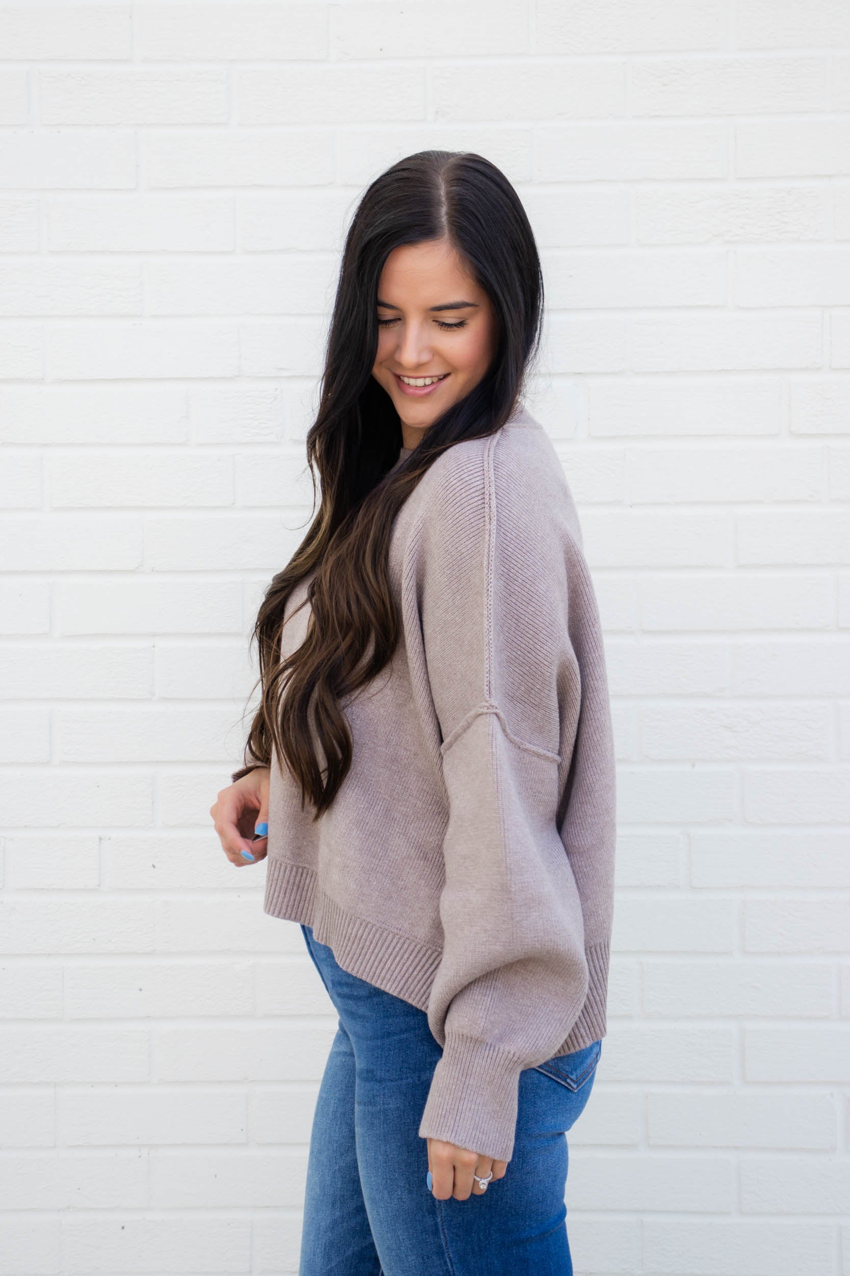 Tia Relaxed Cropped Sweater | Stone