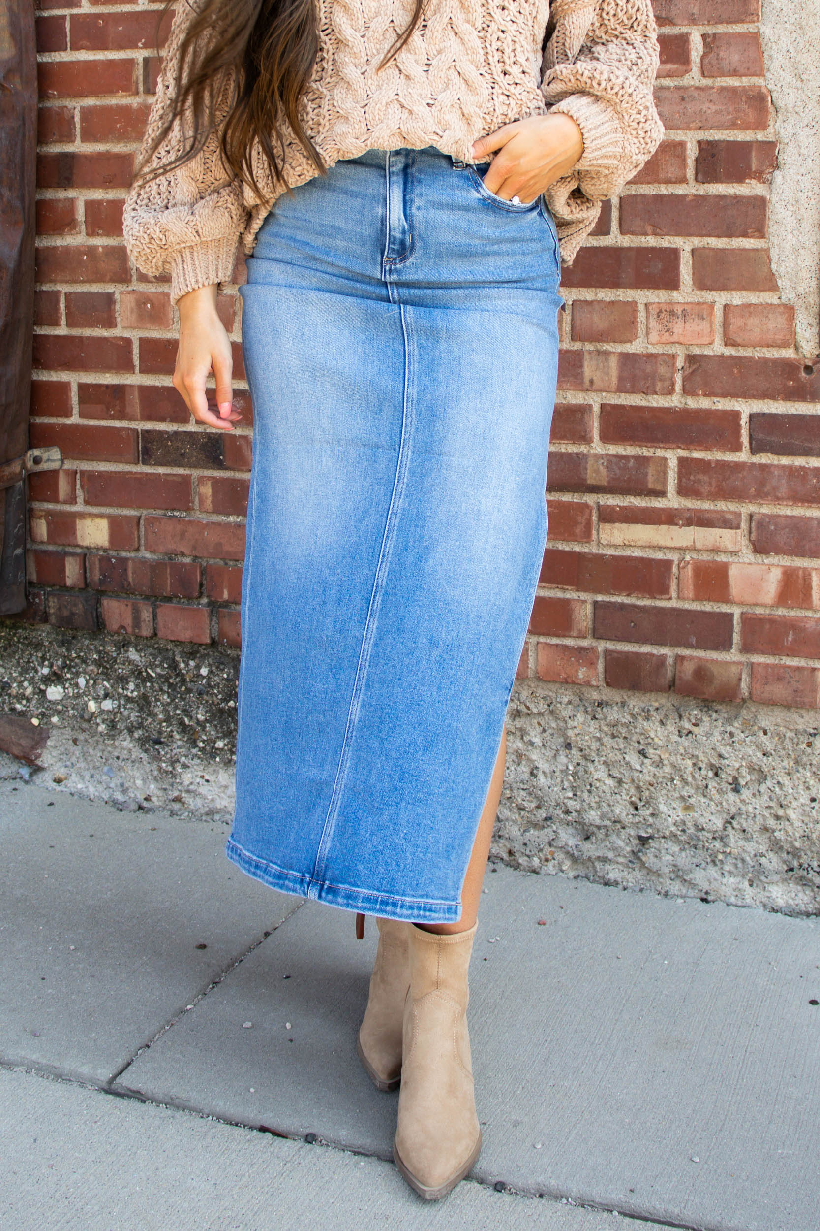 Peyton Side Slit Midi Skirt | Medium Light