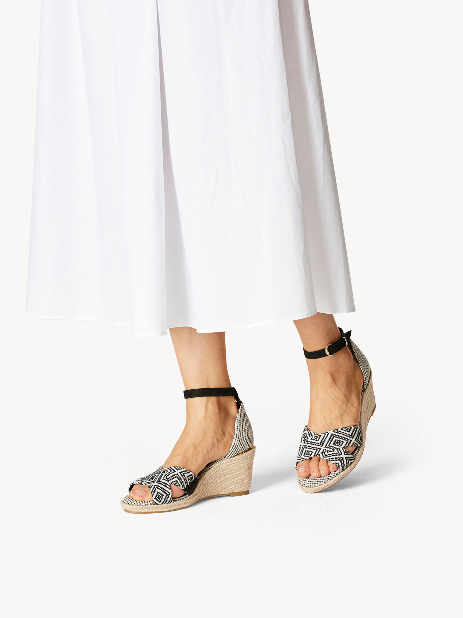 Heeled Sandal - Black