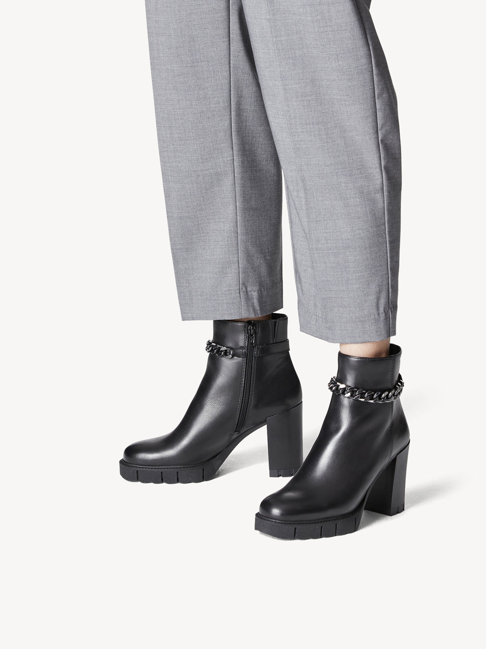 Leather Bootie - Black