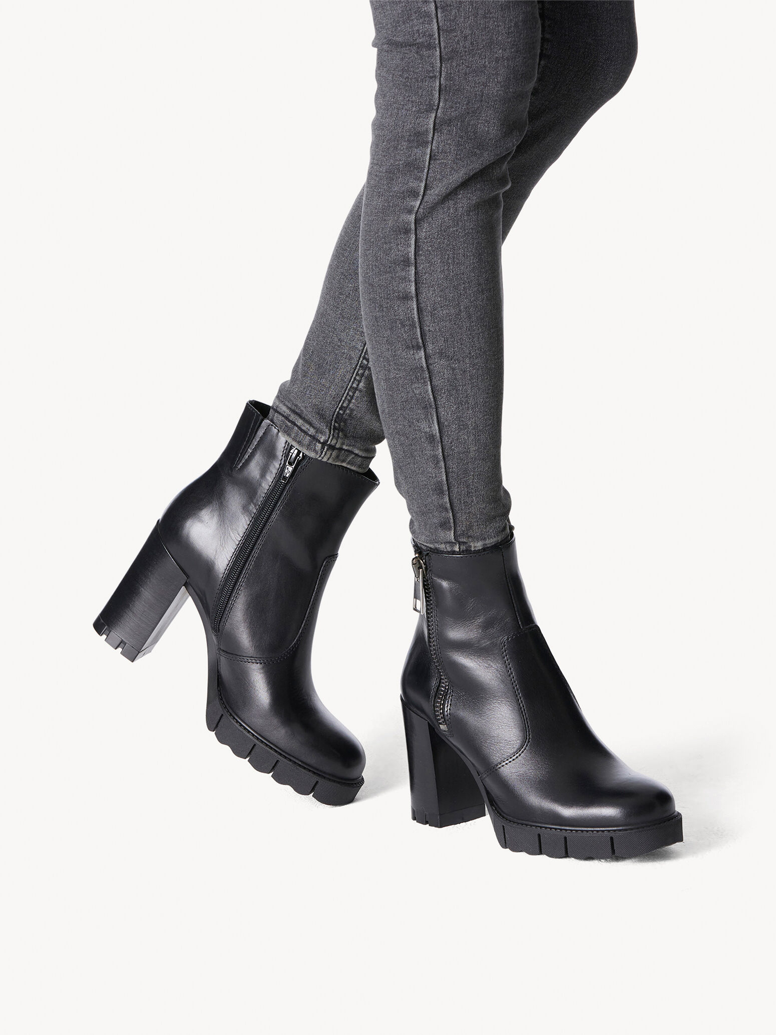 Leather Bootie - Black