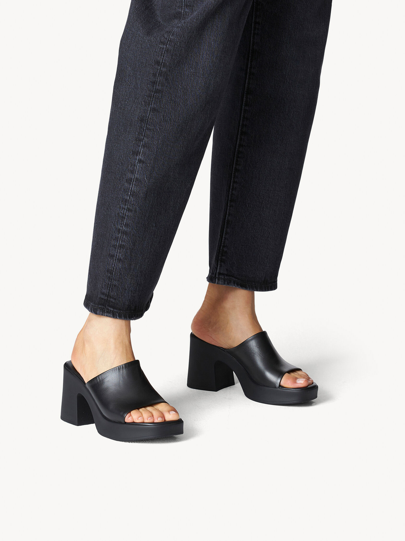 Leather Mule - Black