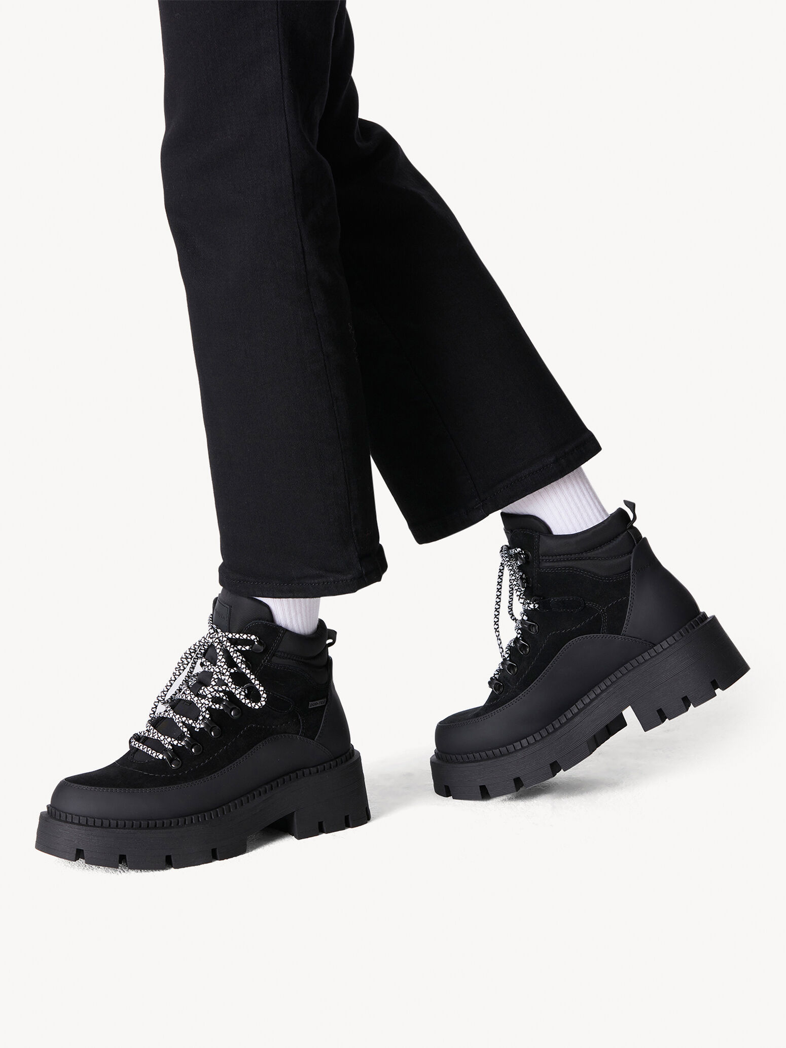 Leather Bootie - Black Warm Lining