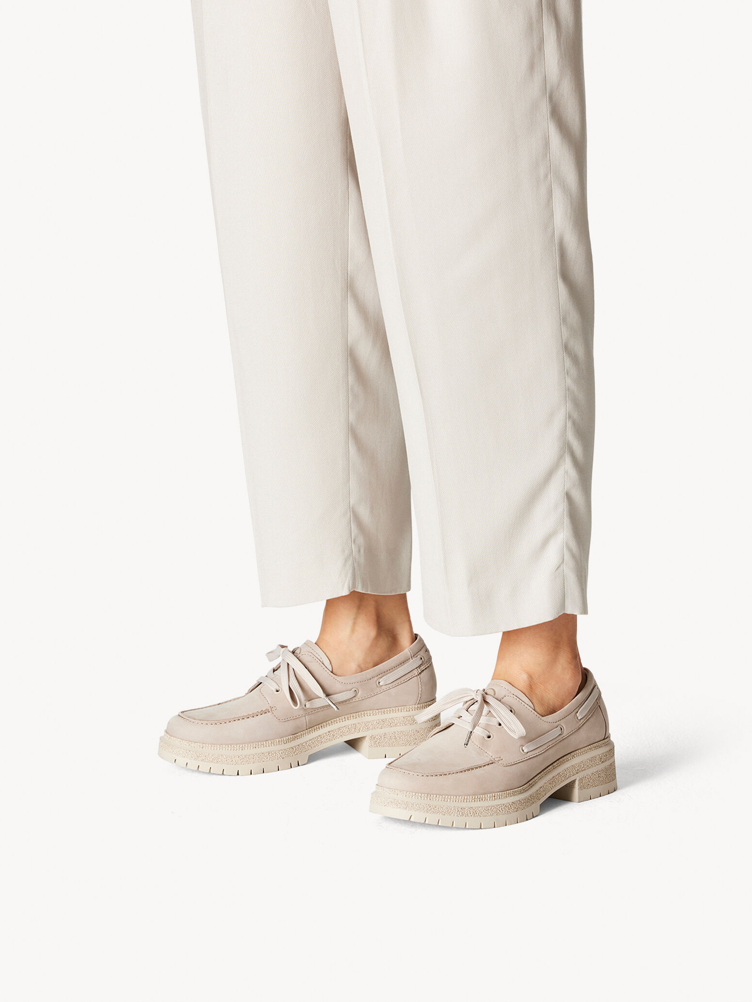 Leather Low Shoes - Beige