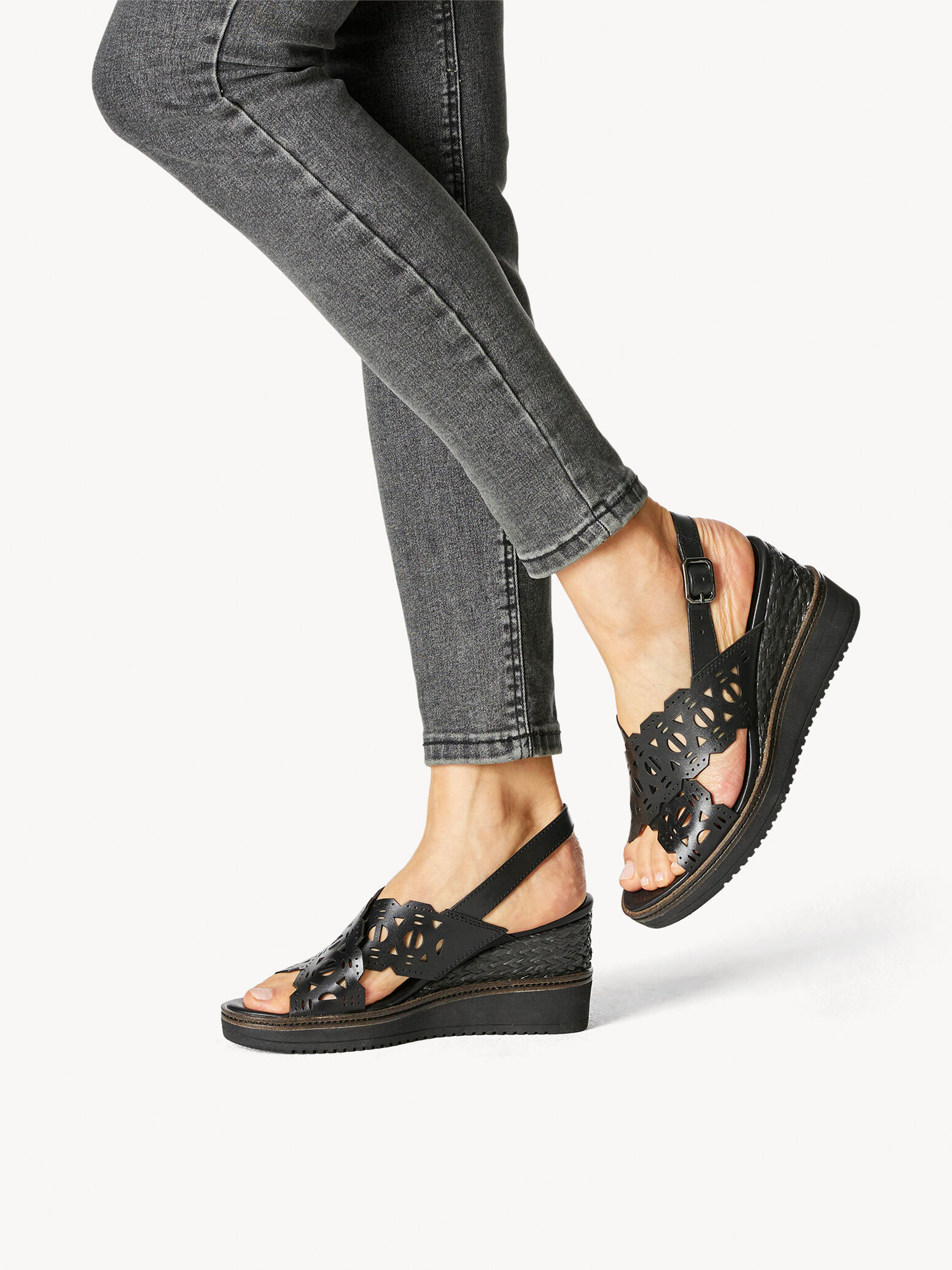 Leather Heeled Sandal - Black