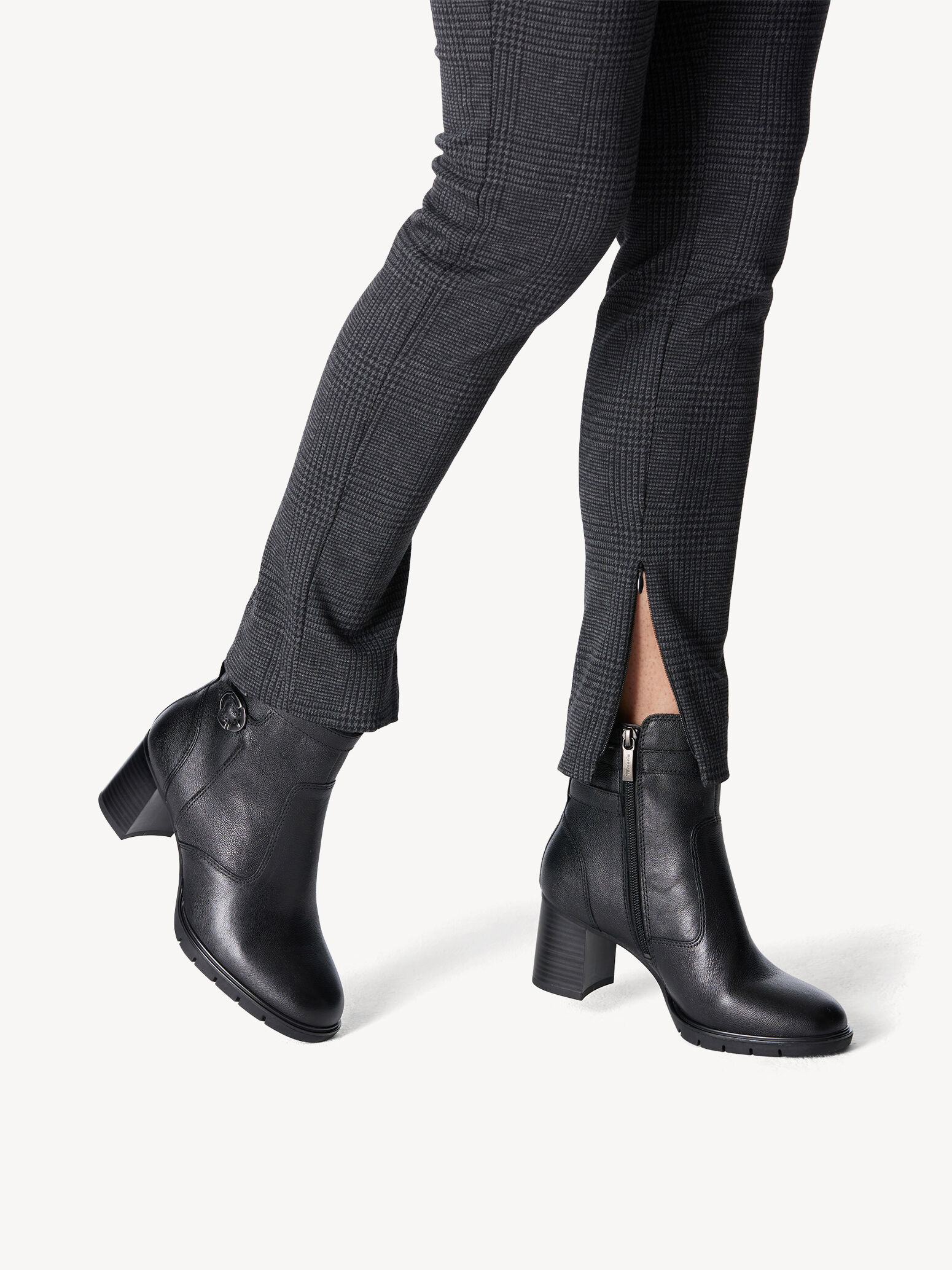Leather Bootie - Black
