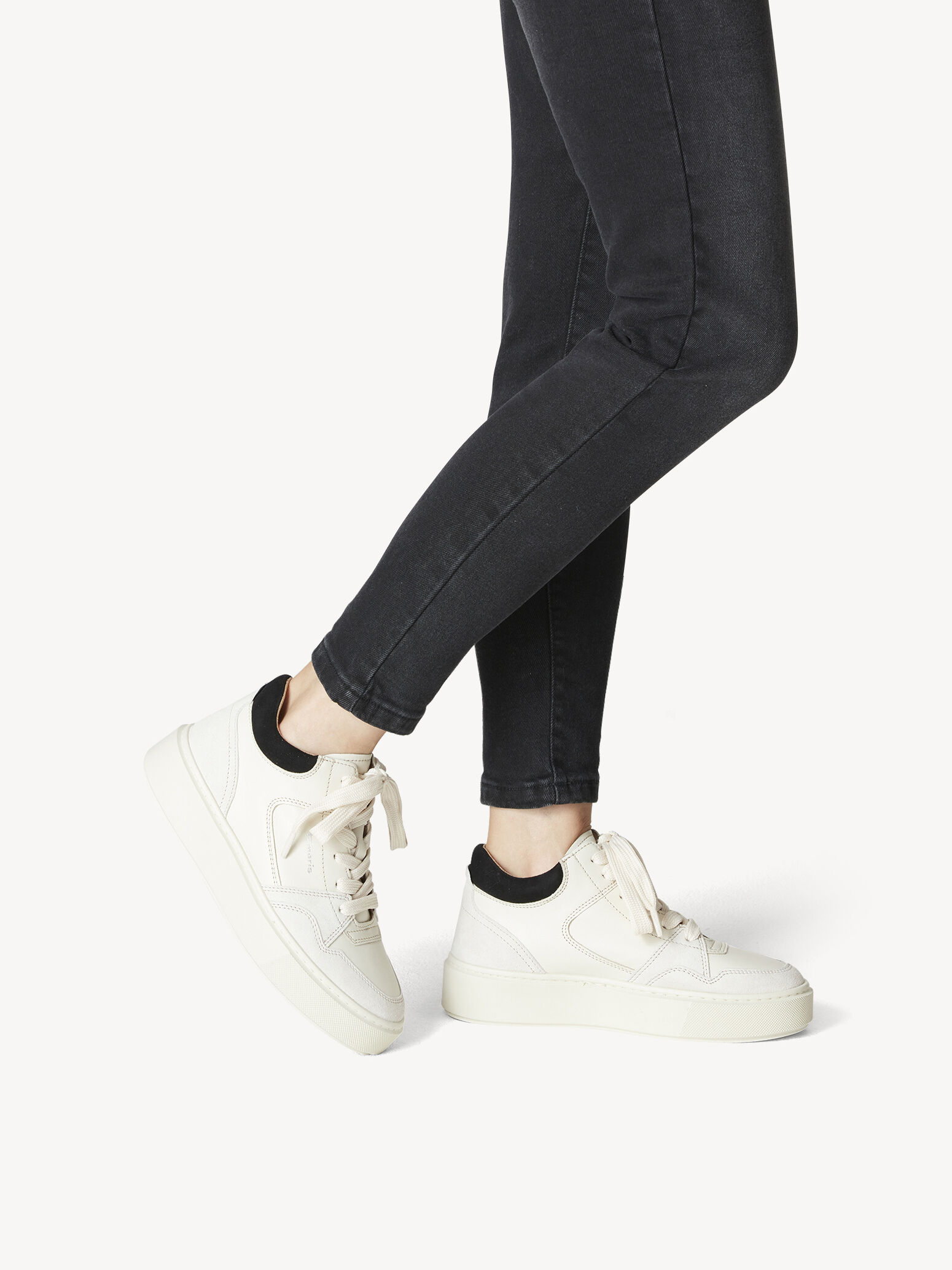 Leather Sneaker - Beige