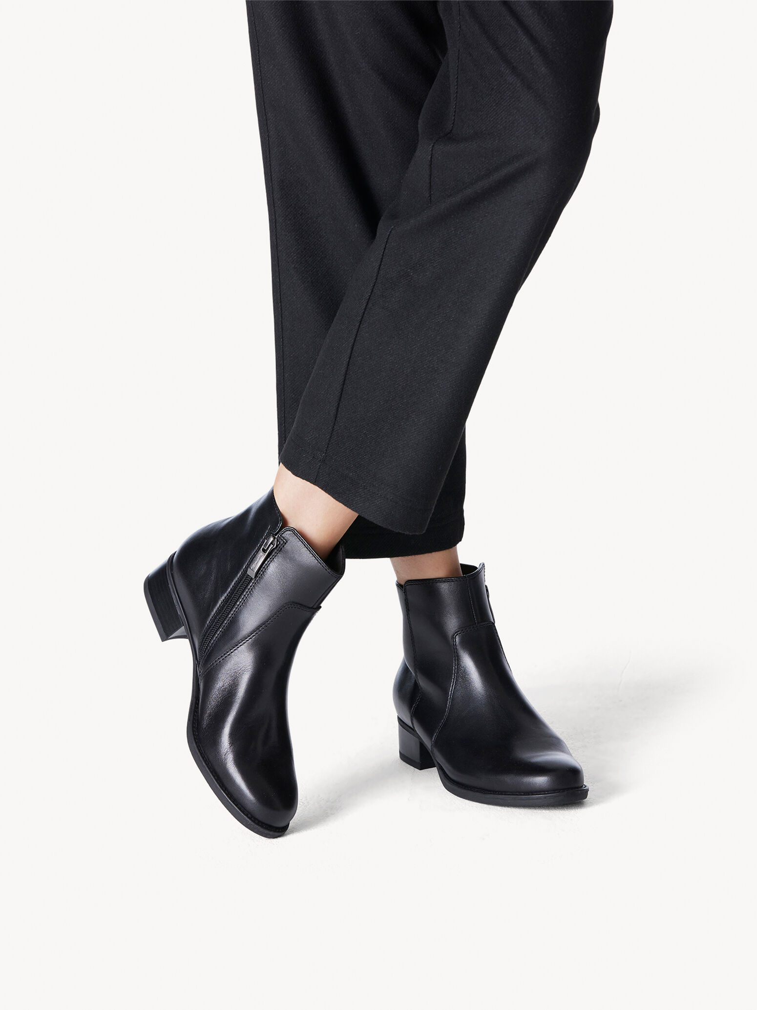 Leather Bootie - Black