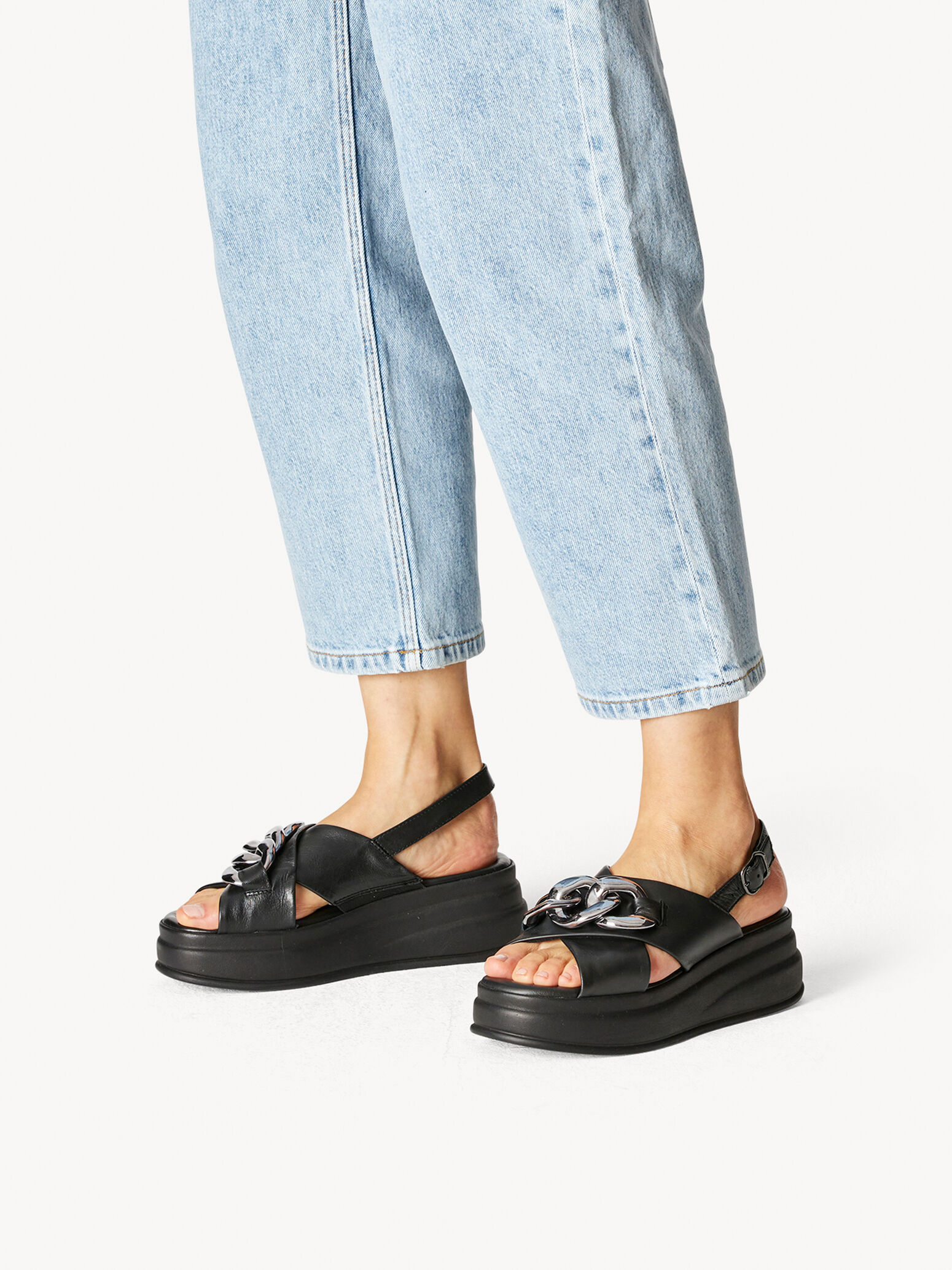 Leather Heeled Sandal - Black