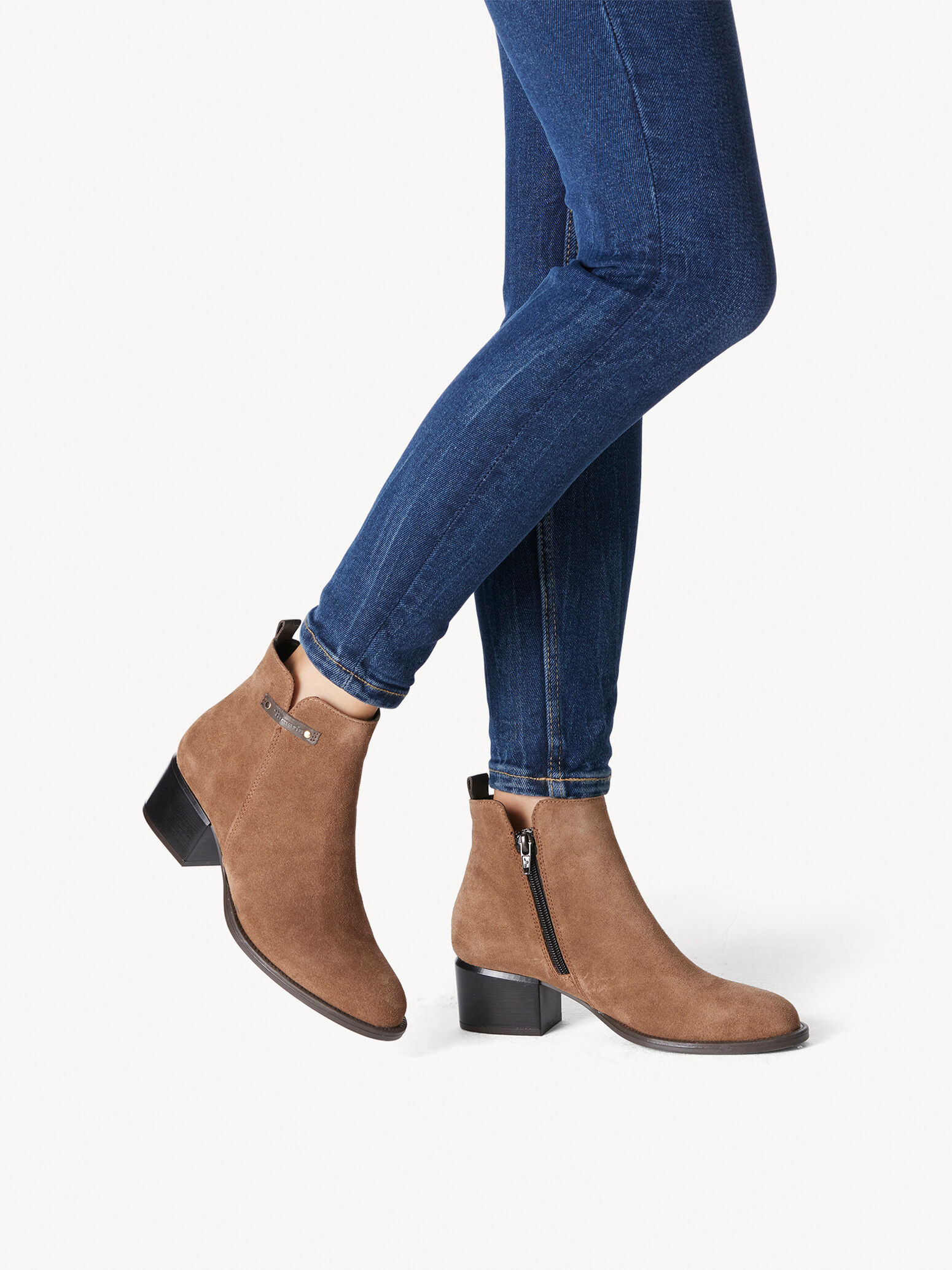 Leather Cowboy Boots - Brown