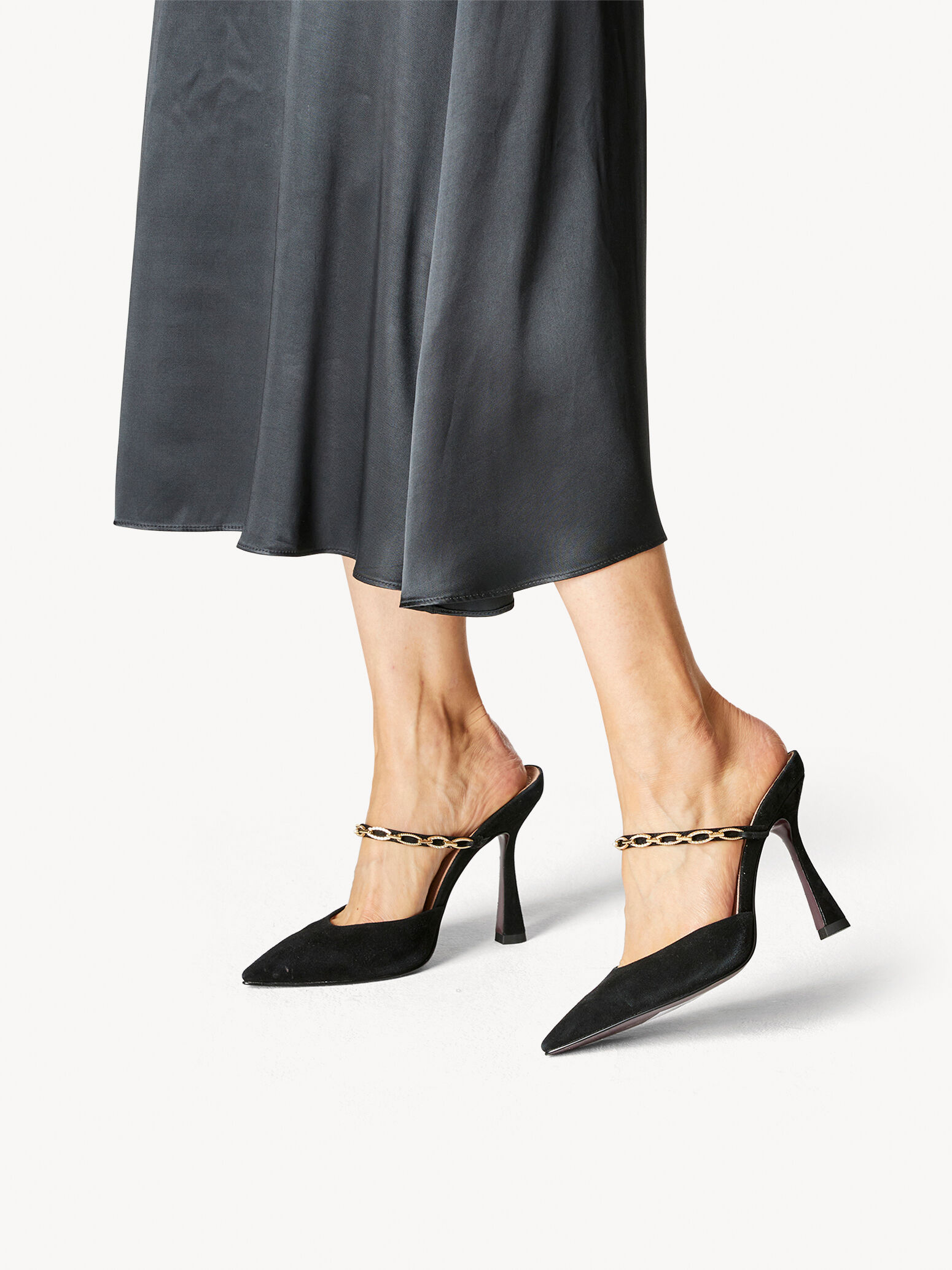 Leather Heeled Sandal - Black