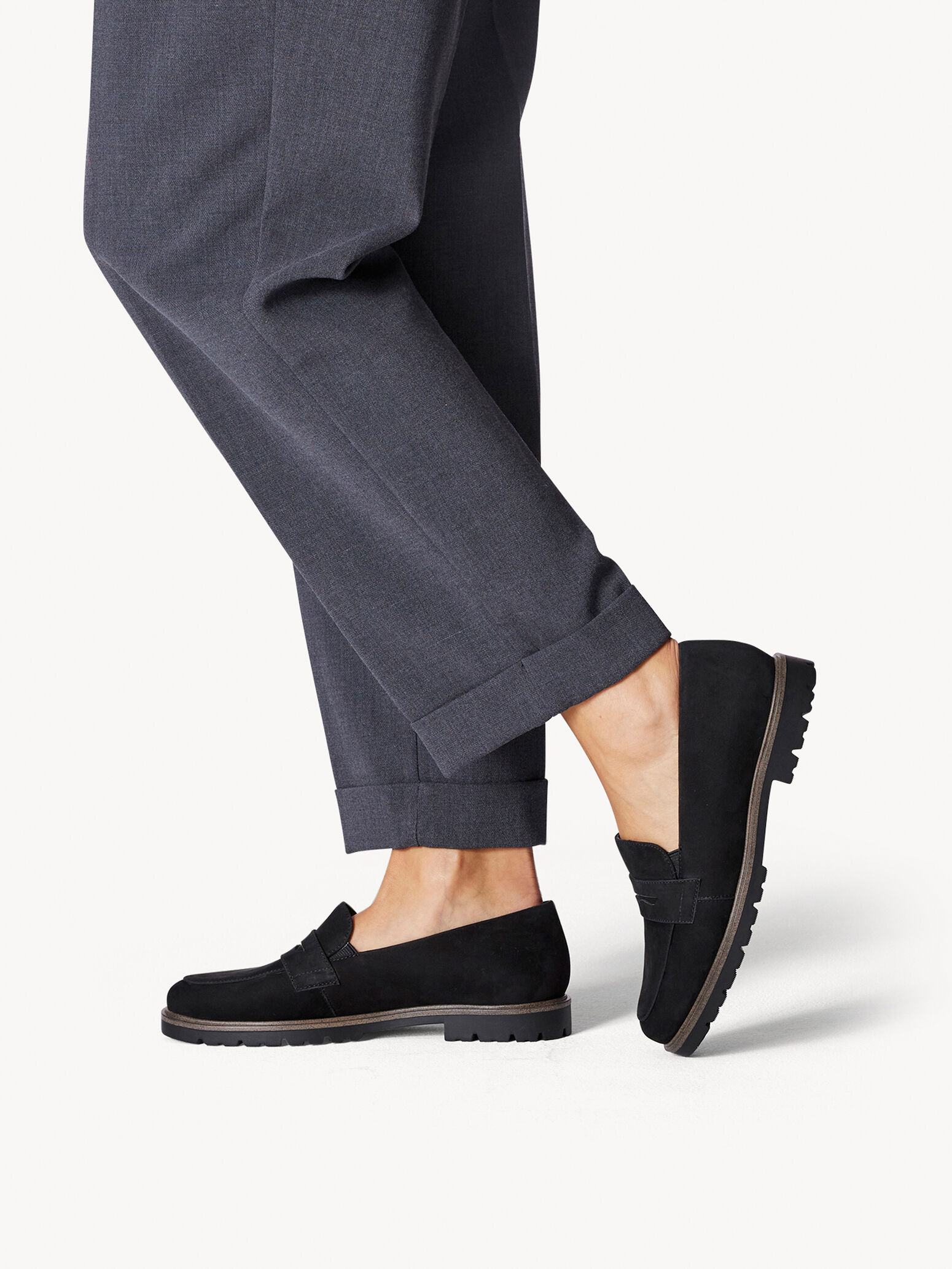 Leather Slipper - Black