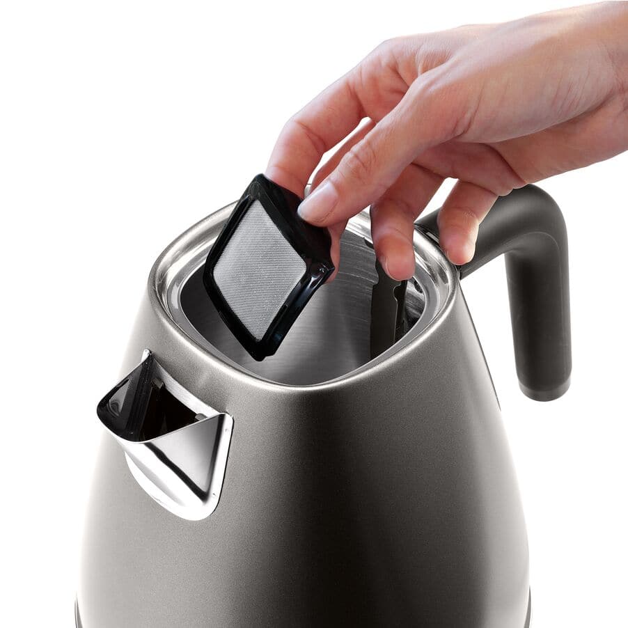 Kettles Distinta X Kettle in Titanium