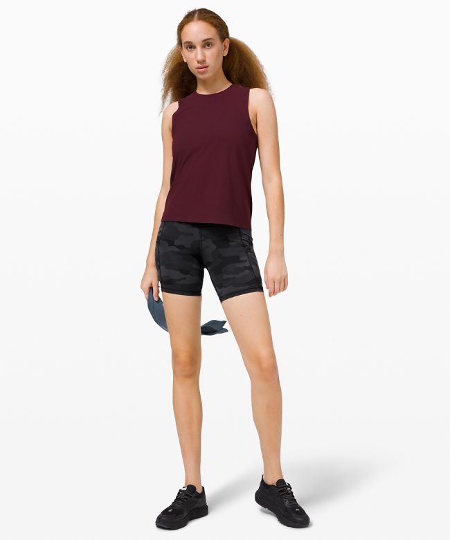 Fast and Free High-Rise Short 6 Online Only