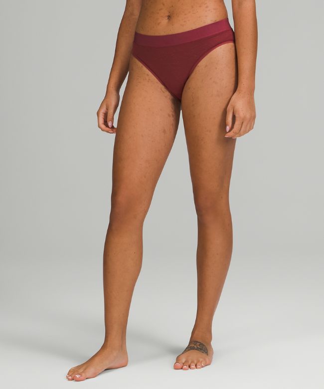 UnderEase Mid-Rise Multi-Silhouette Underwear 3 Pack Lace