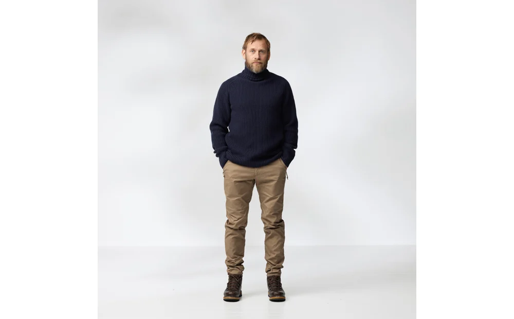 Övik Roller Neck Sweater M