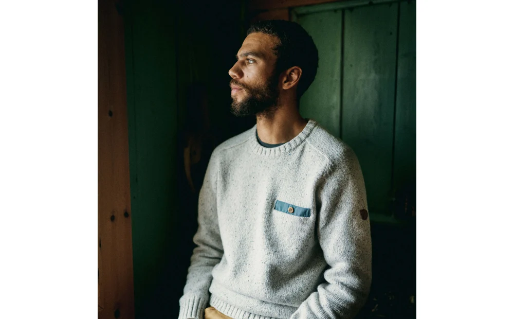 Lada Round-neck Sweater M