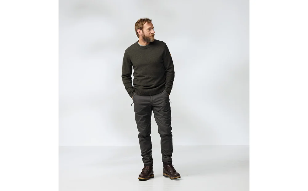 Övik Round-neck Sweater M