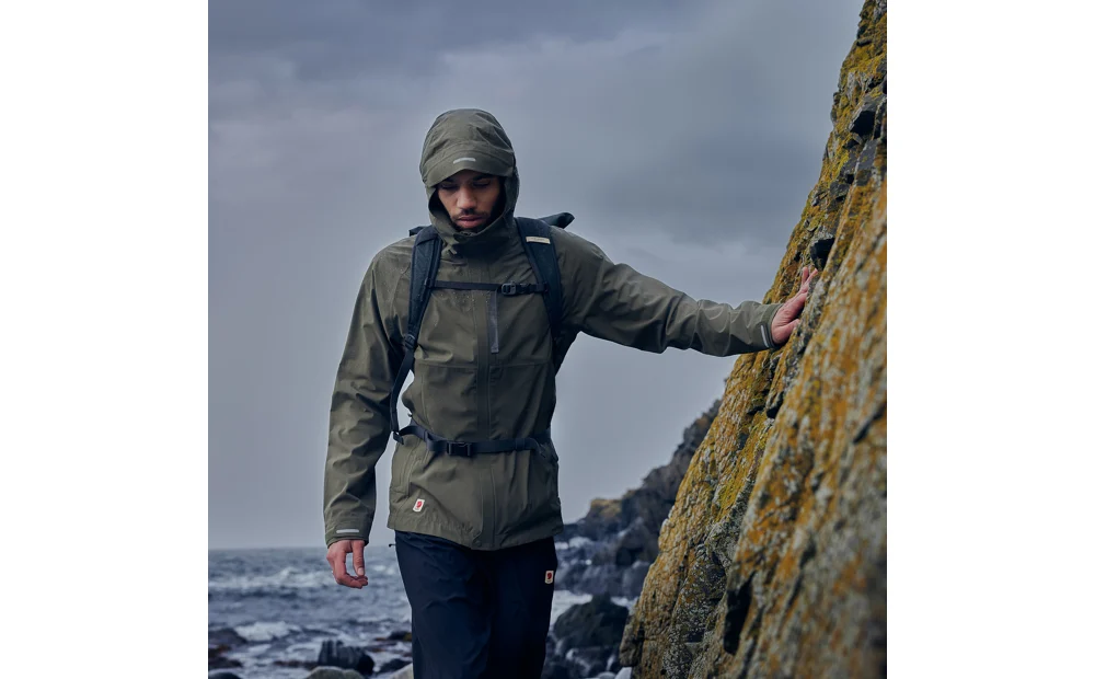 High Coast Hydratic Trail Jacket M