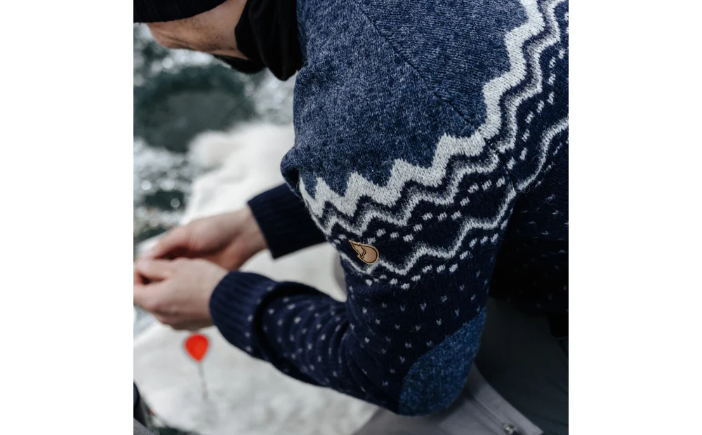 Övik Knit Sweater M