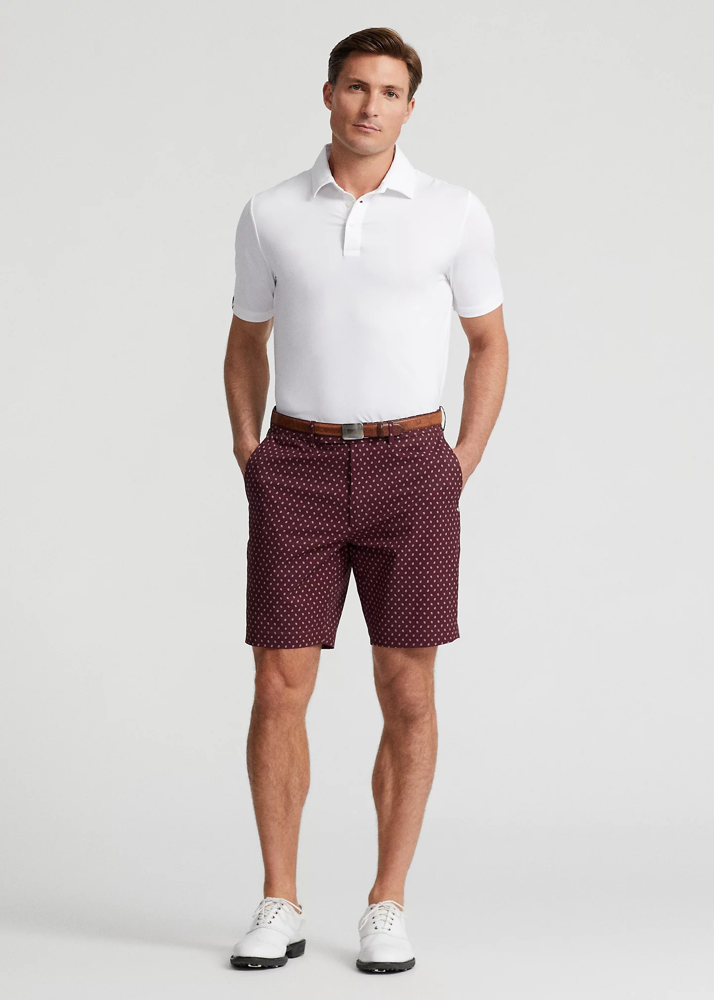 9-Inch Tailored Fit Featherweight Short
