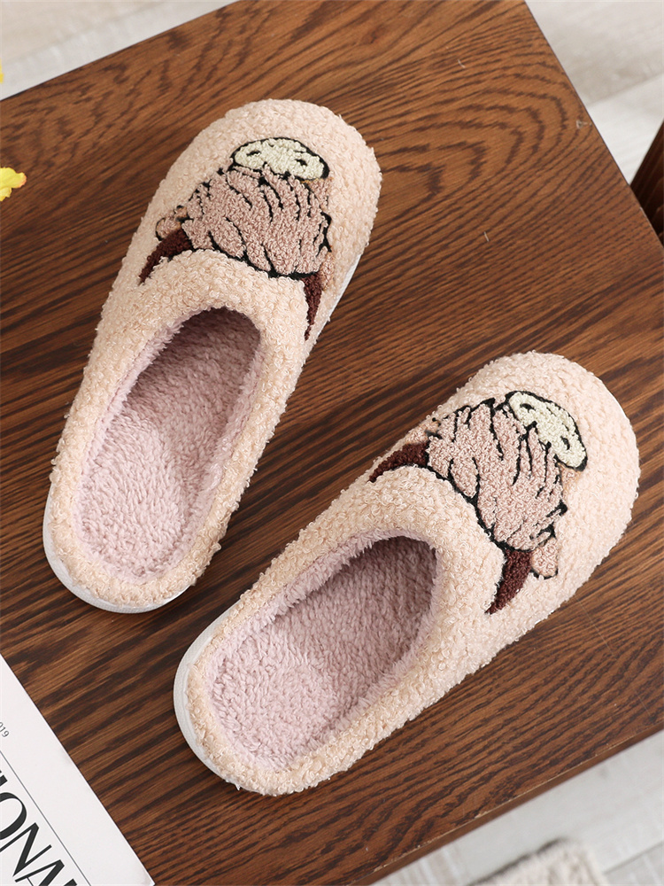 Highland Cow Cozy Fleece Slippers