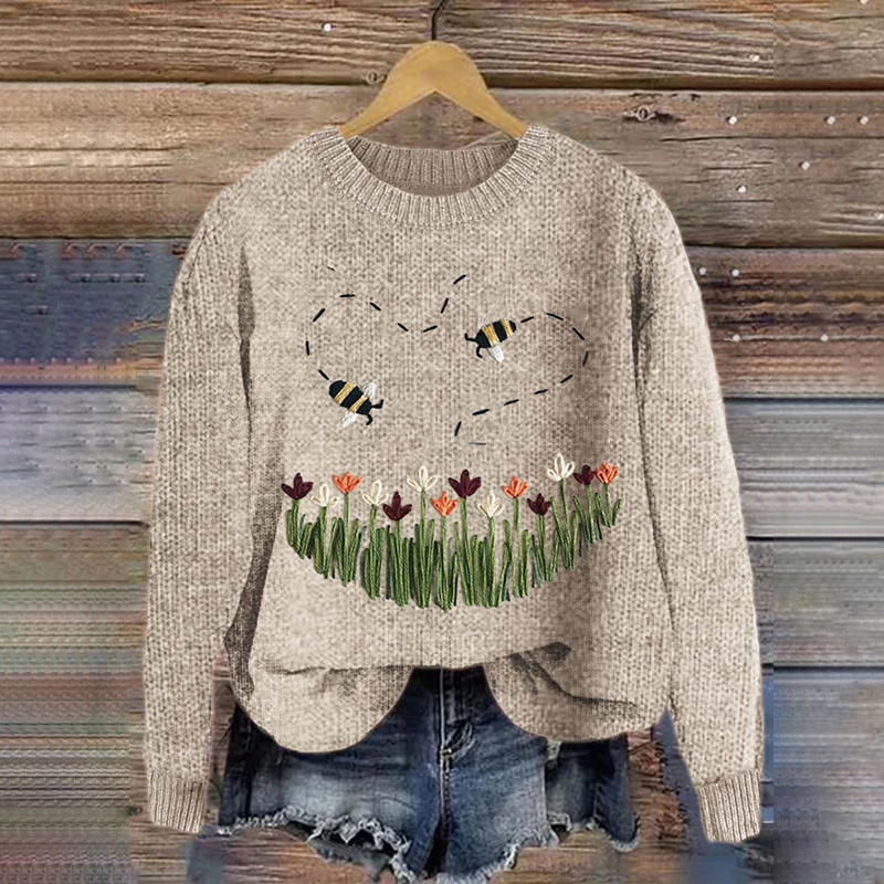 Vintage Bee And Floral Embroidery Printed Cozy Knit Sweater