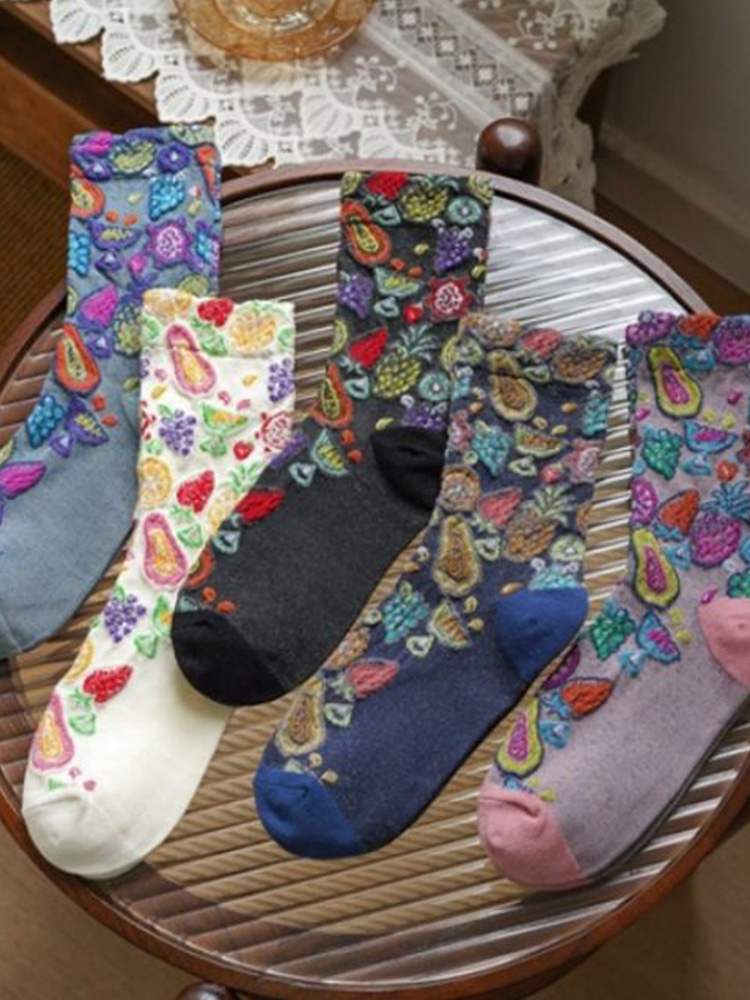 Vintage Fruit Pattern Comfy Mid-calf Socks