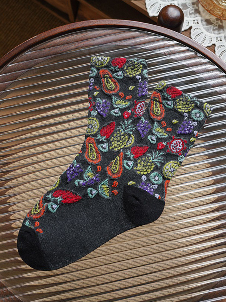 Vintage Fruit Pattern Comfy Mid-calf Socks