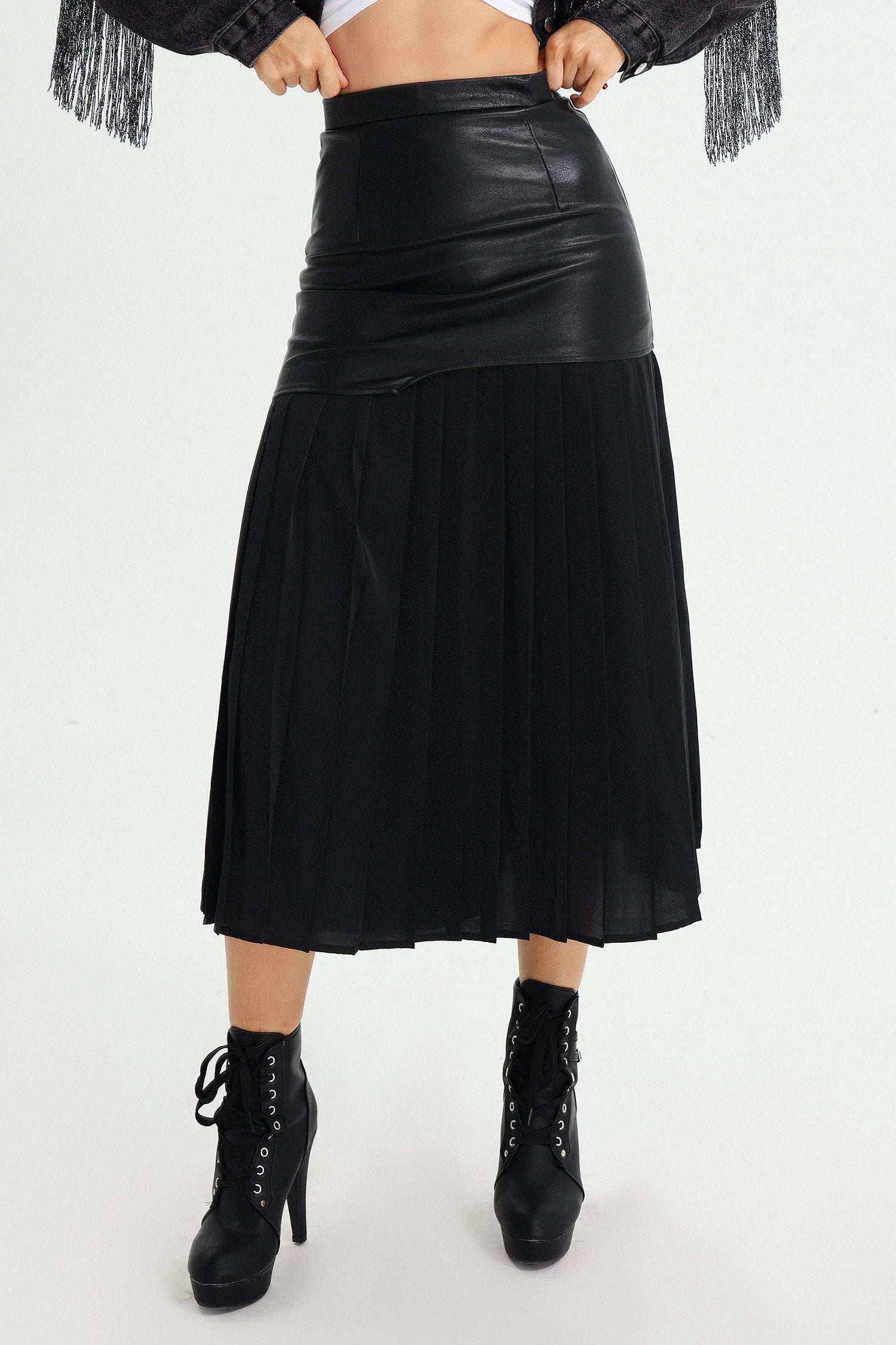 Zelda Eco-Leathre Pleated Skirt