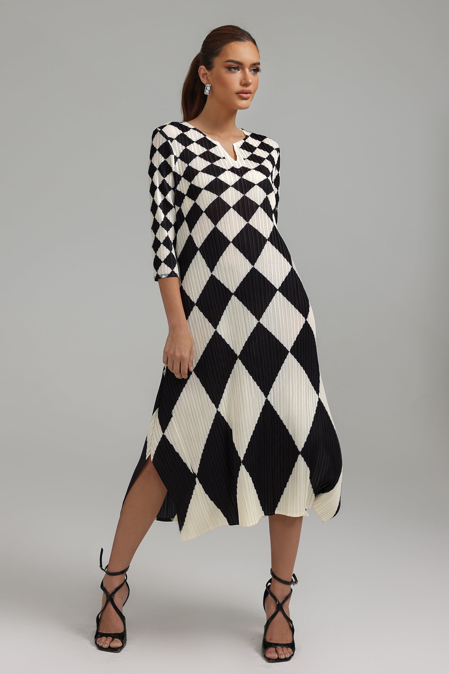 Natalya Rhombic Pleated Midi Dress