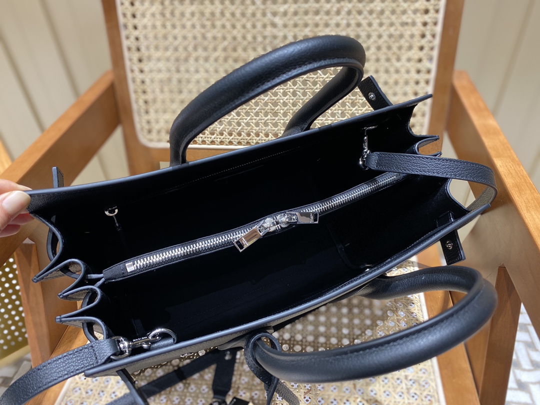 SAINT LAURENT【sac de jour】  #324823SY.jd