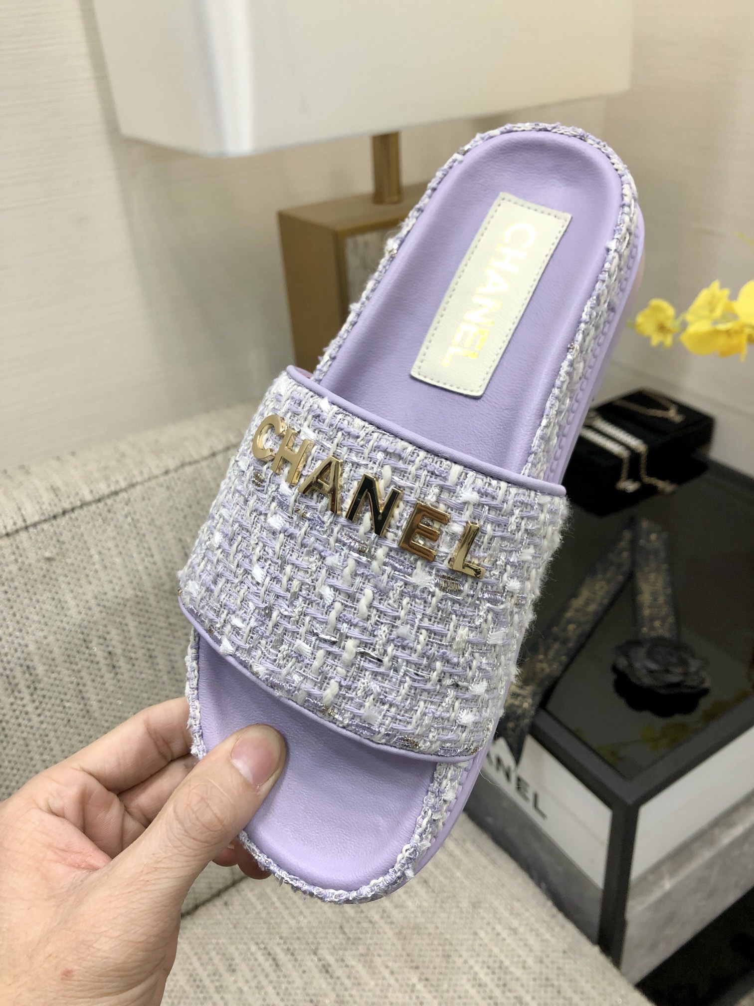 CHANEL 2022 early spring latest honey slippers fashion versatile series imported sheepskin cushioned feet