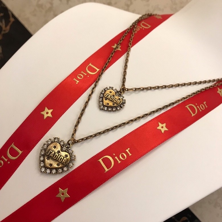 Dior necklace