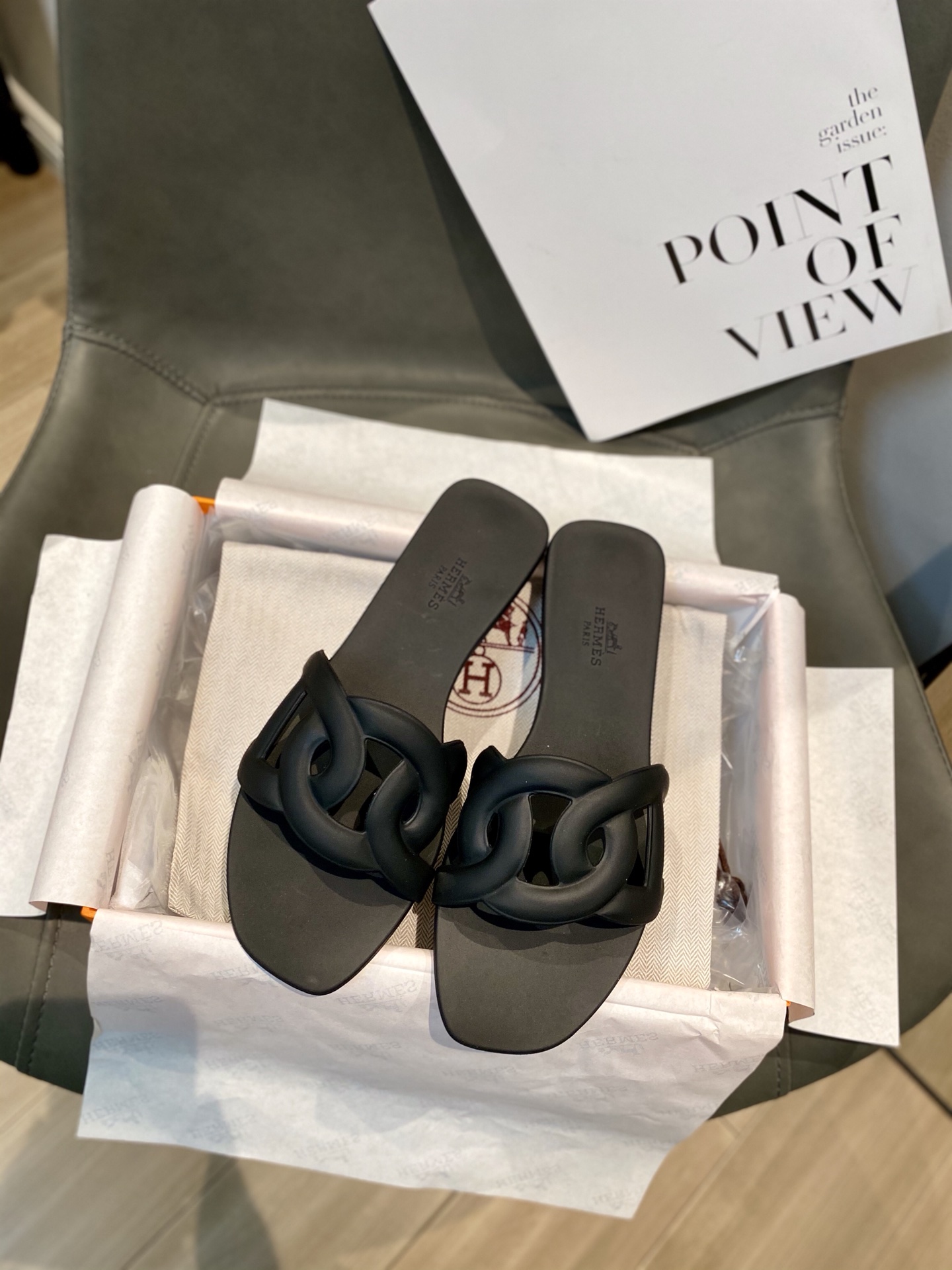 Hermes Pig Nose Classic Slippers