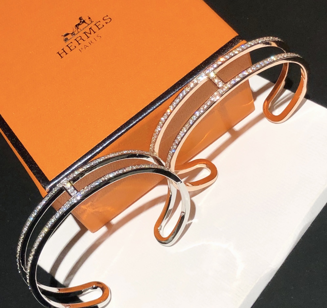 Hermes bracelet