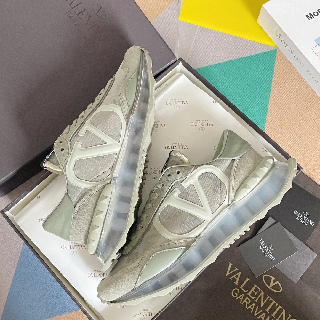 【Valentino】𝟐𝟎𝟐𝟏/𝐒𝐒 𝐧𝐞𝐰  Valentino new NETRUNNER series casual air cushion sports shoes