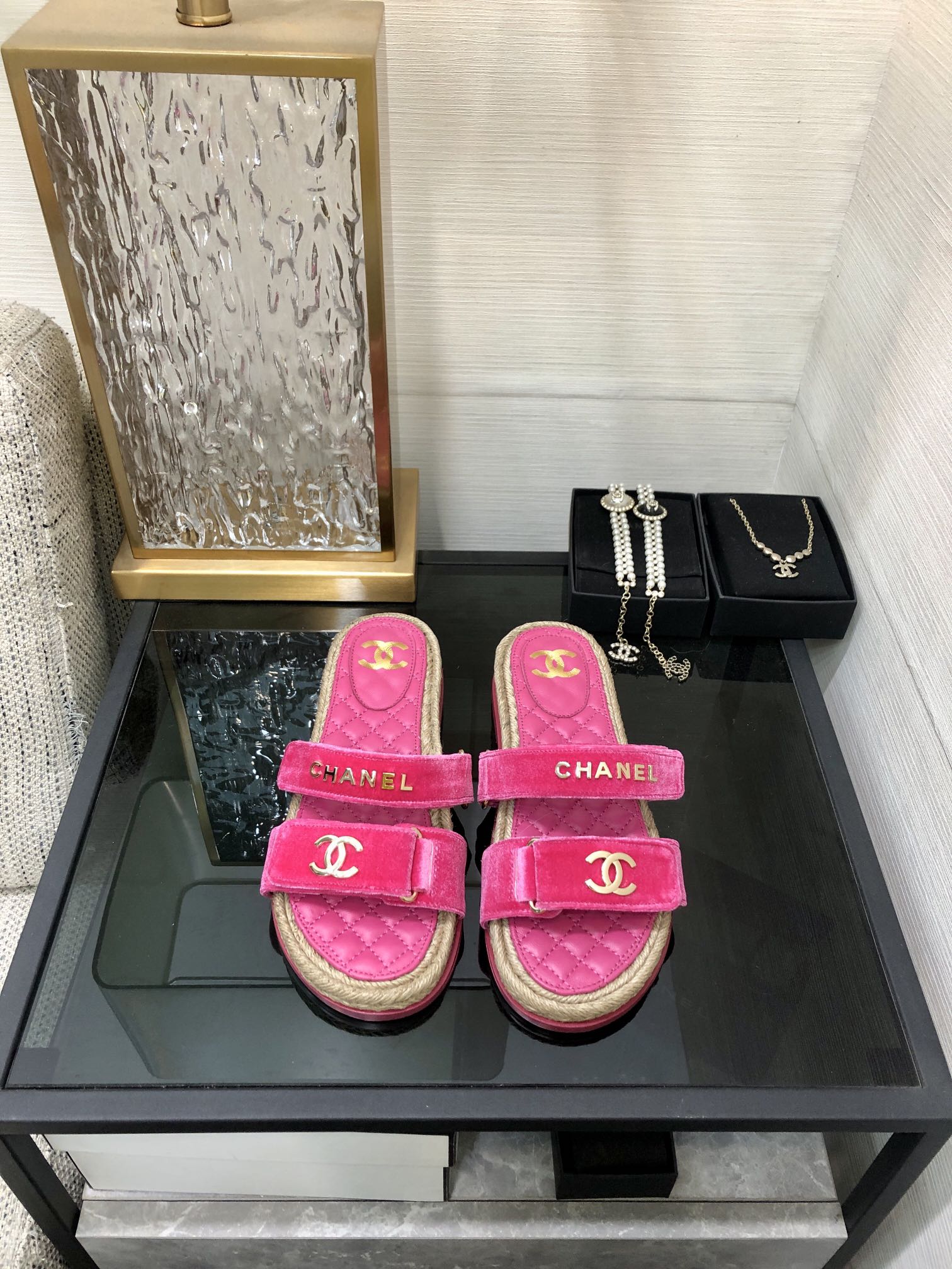 CHANEL 2023 spring and summer latest woven velcro slippers Italy imported multi-layer leather outsole