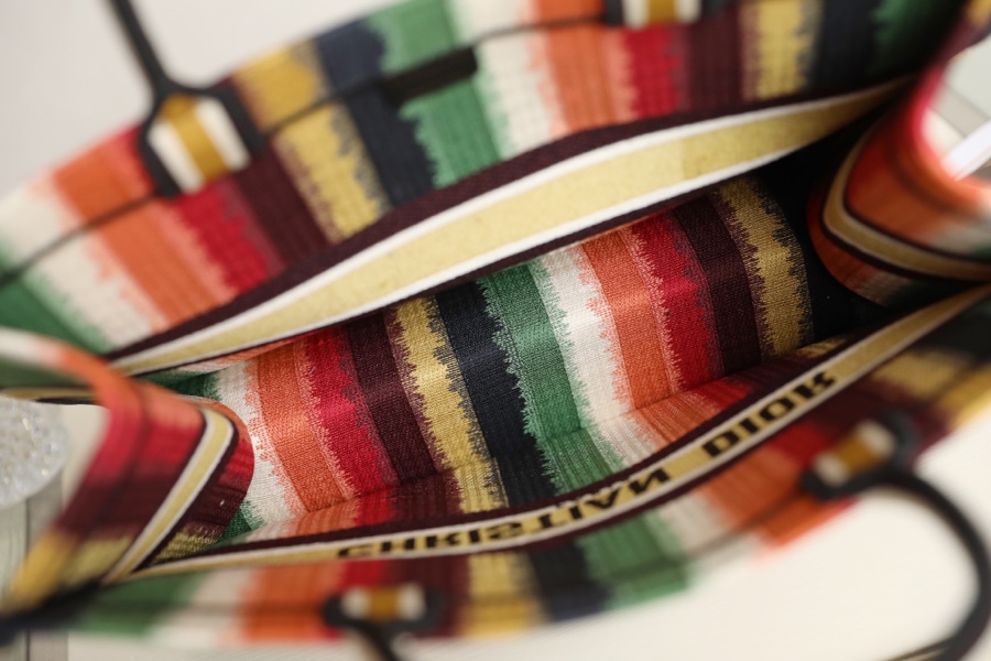 DIOR TOTE seven colorful stripes
