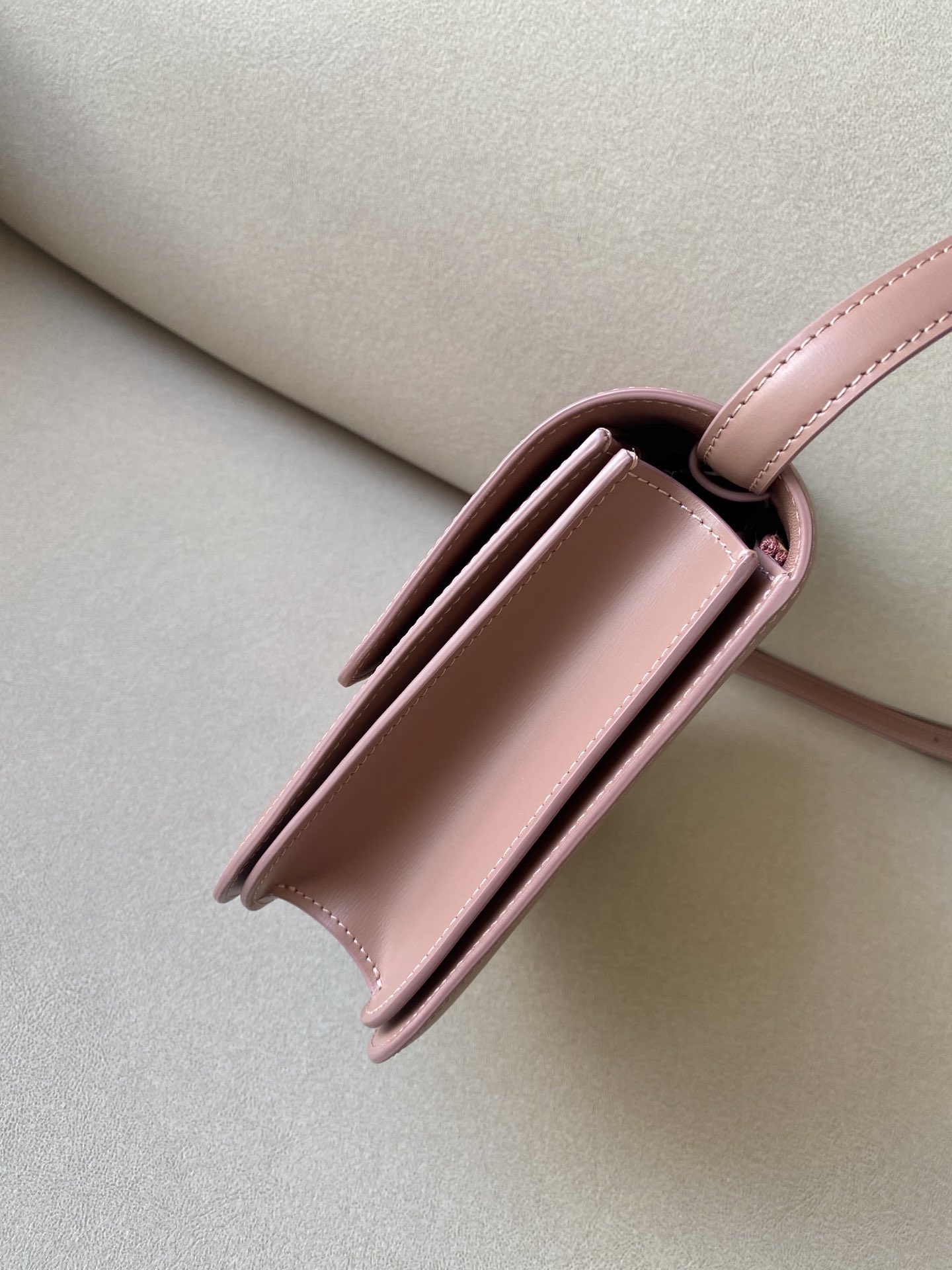 𝐂𝐞𝐥𝐢𝐧𝐞 CLASSIC