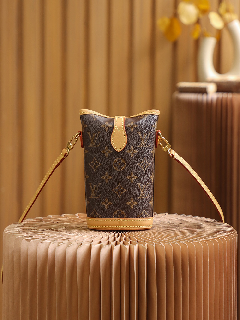 Louis Vuitton𝐅𝐎𝐋𝐃 𝐌𝐄 series #M80874#