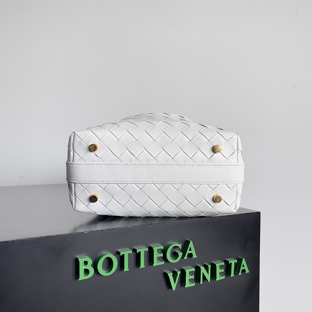 Bottega Veneta BV Bento Bag White #80847