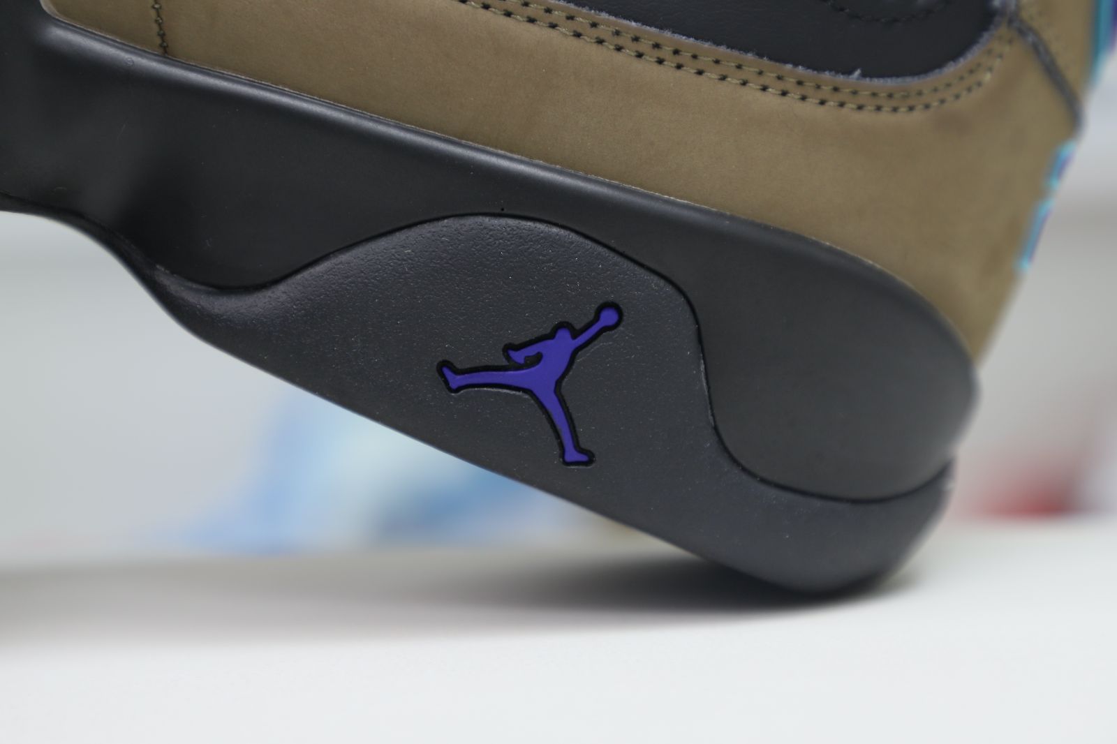 Air Jordan 9 Light Olive