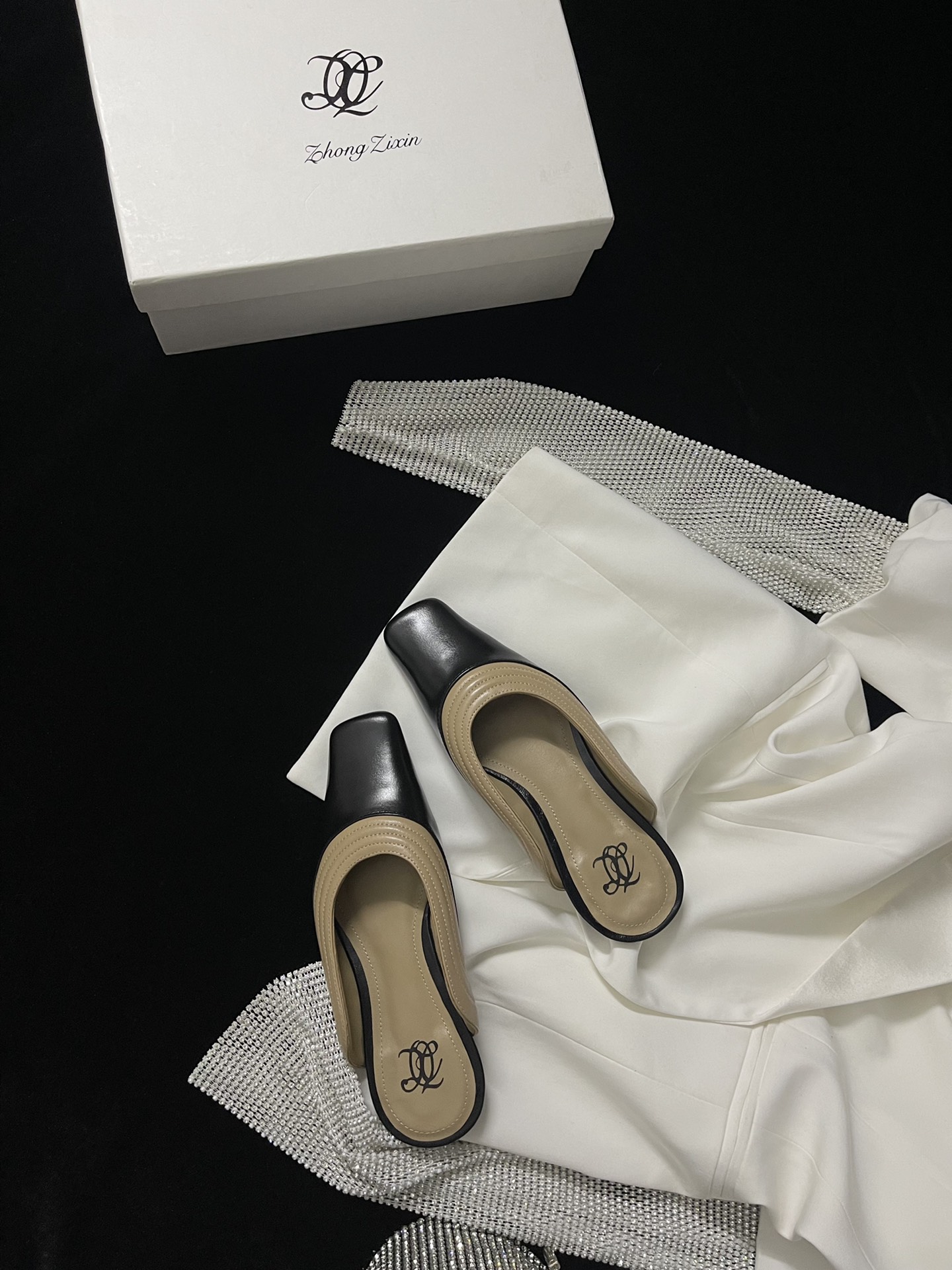 𝐳𝐡𝐨𝐧𝐠 𝐳𝐢 𝐱𝐢𝐧｜𝟐𝟎𝟐𝟑/𝐒𝐒 𝐧𝐞𝐰 Slippers