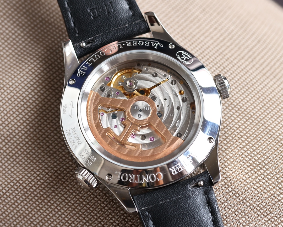 Jaeger-LeCoultre Geographie Master Collection