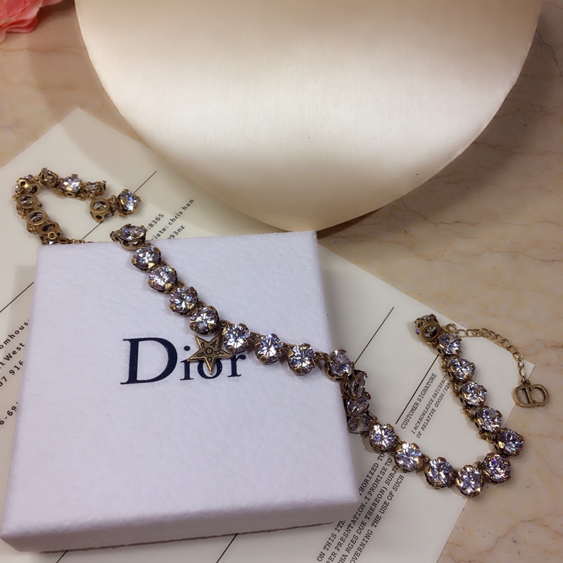 Dior necklace